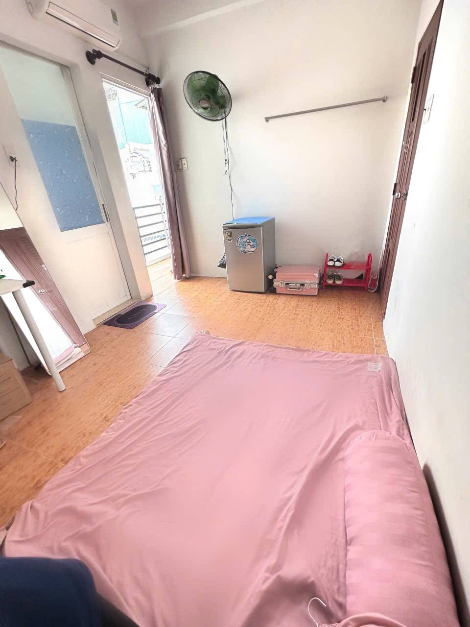 27/7 Nguyễn Ngọc Lộc F14 Q10