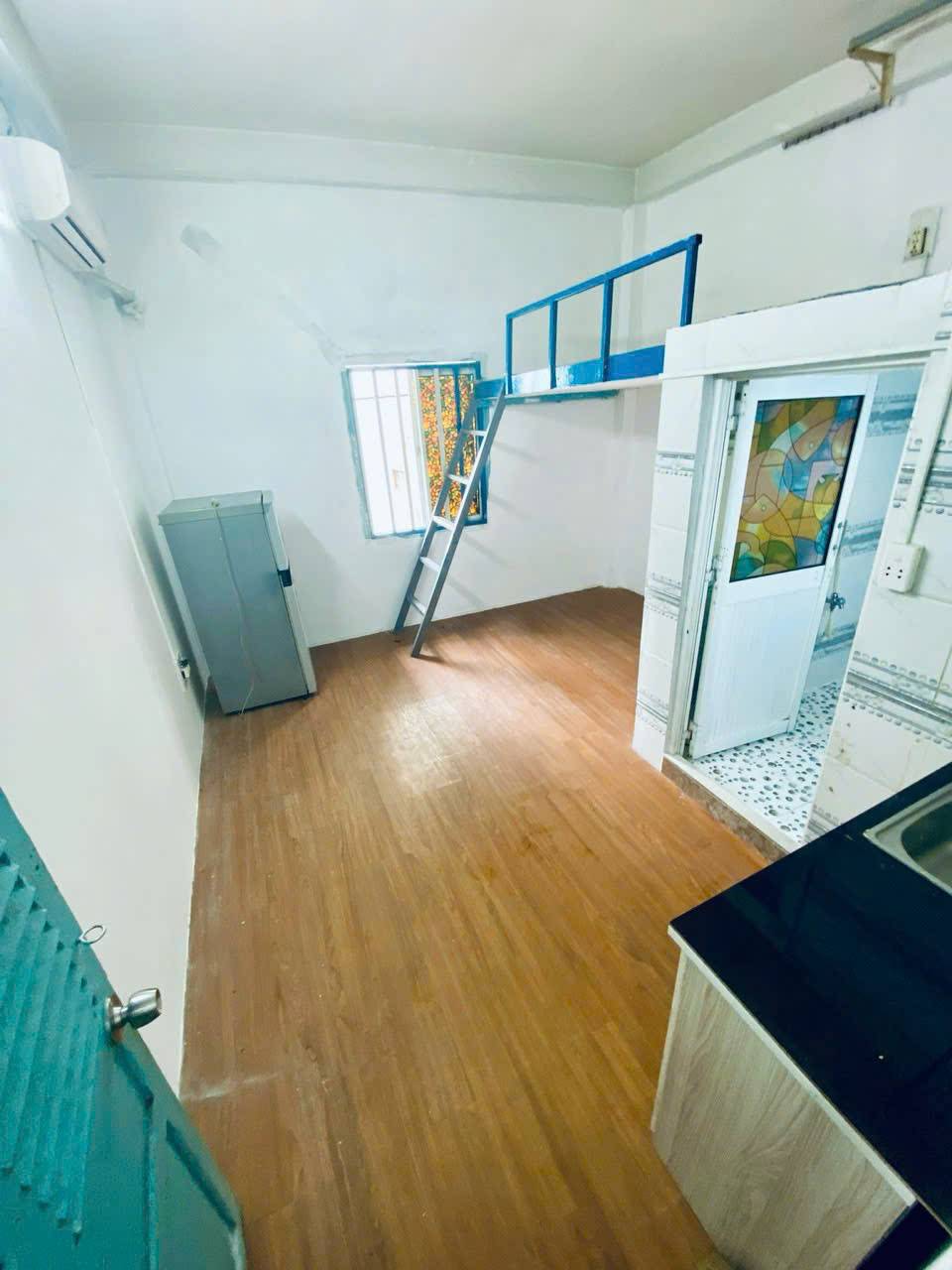 4/4 bạch đằng p24 Quận Bình Thạnh 