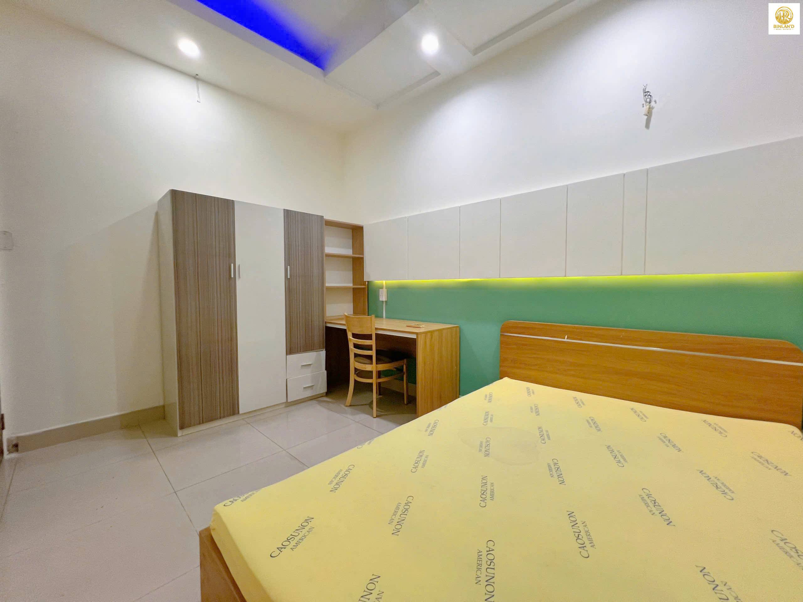 72/33 Nguyễn Hồng Đào, p14, Tân Bình