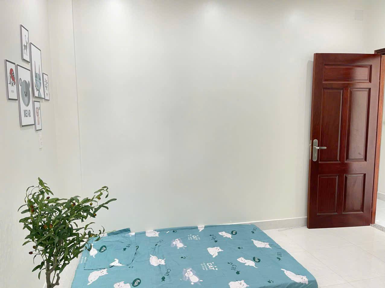 Cho thuê phòng 393 Phạm Văn Bạch, Tân Bình