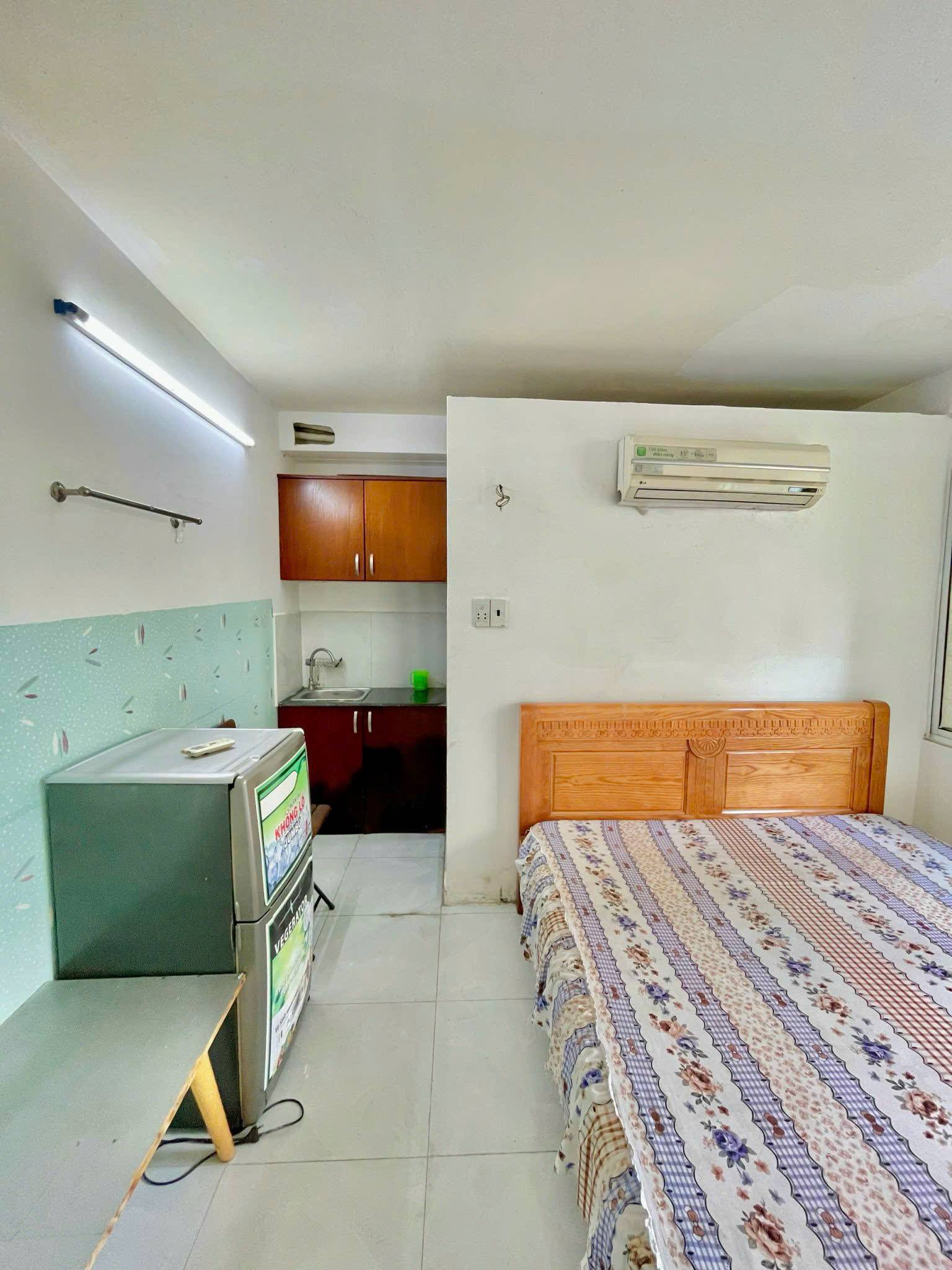 Cho thuê phòng 196 Đồng Đen, Tân Bình