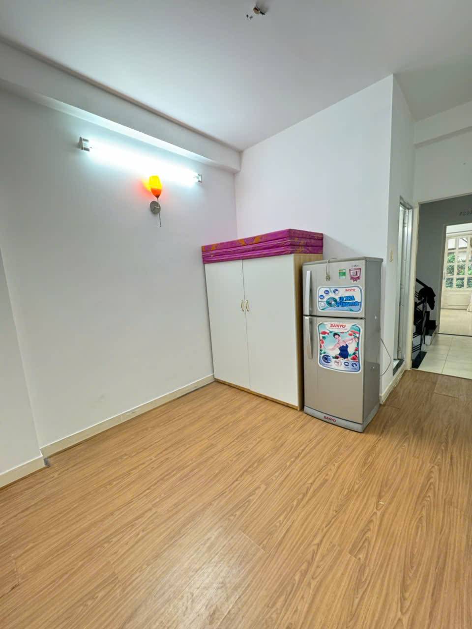  Cho thuê phòng 52 Nguyễn Ngọc Phương, Bình Thạnh