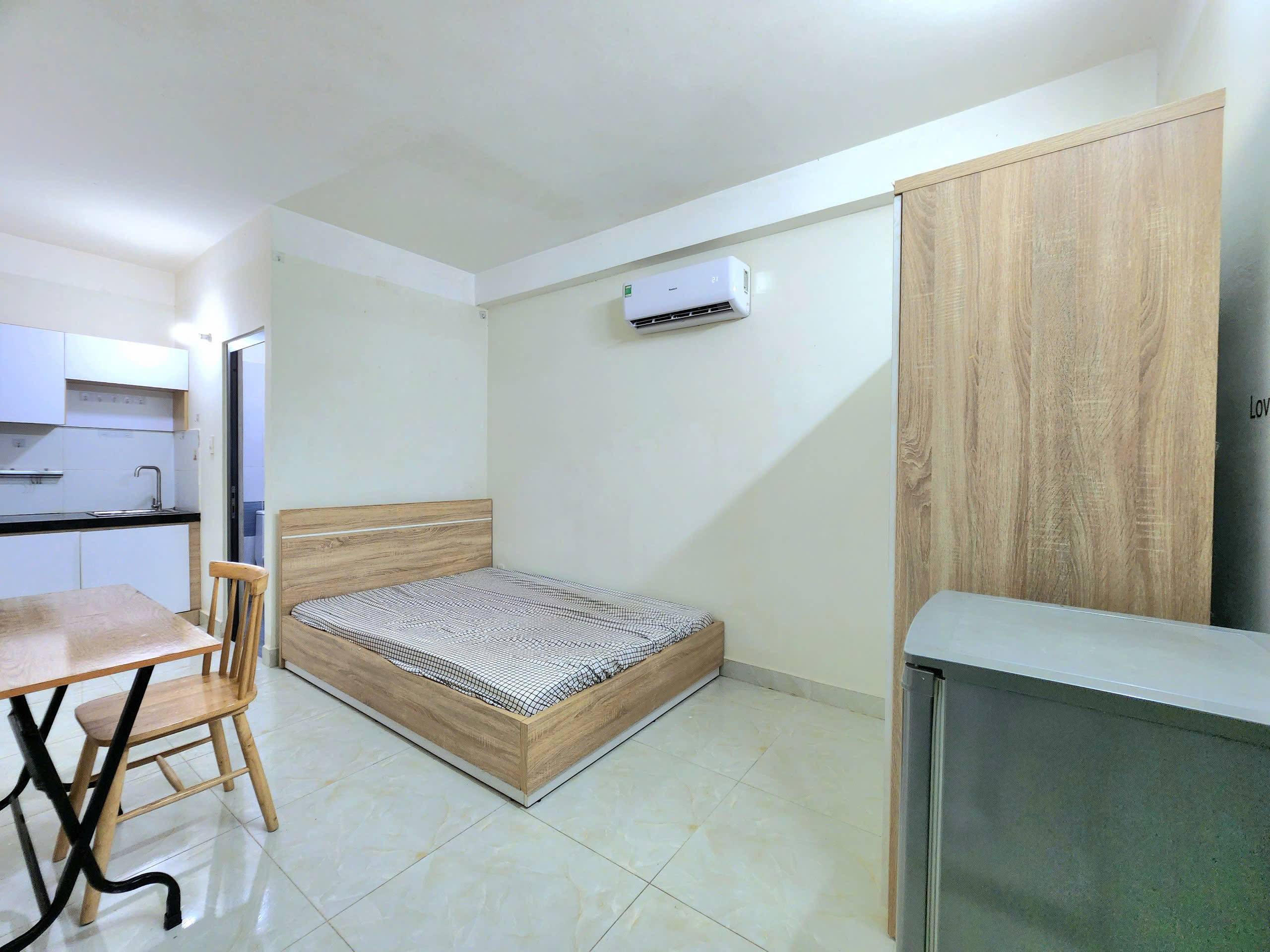 Cho thuê phòng 94 Nhất Chi Mai, Tân Bình