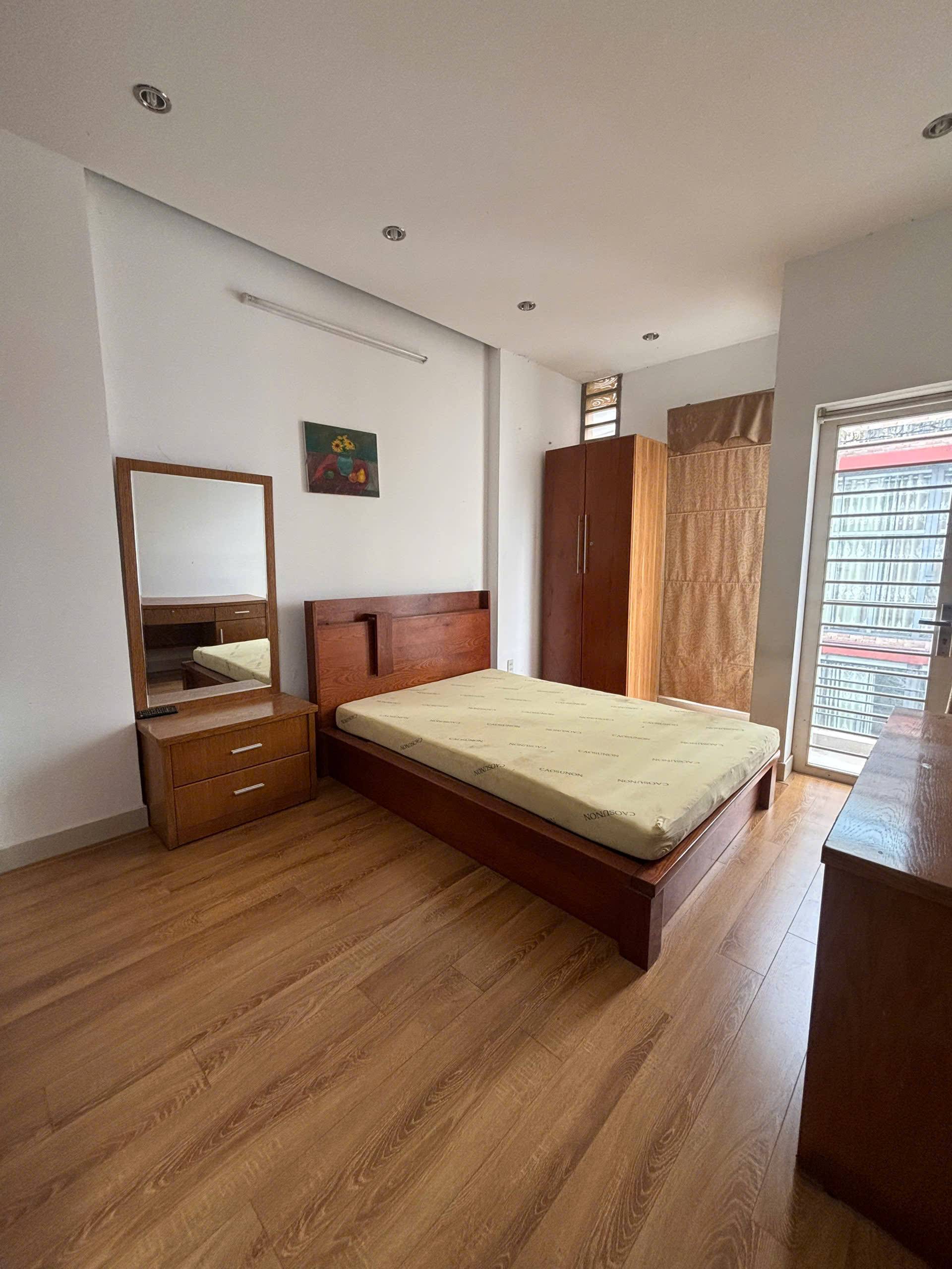 Cho thuê phòng 19 Hồ Thị Kỷ, Quận 10