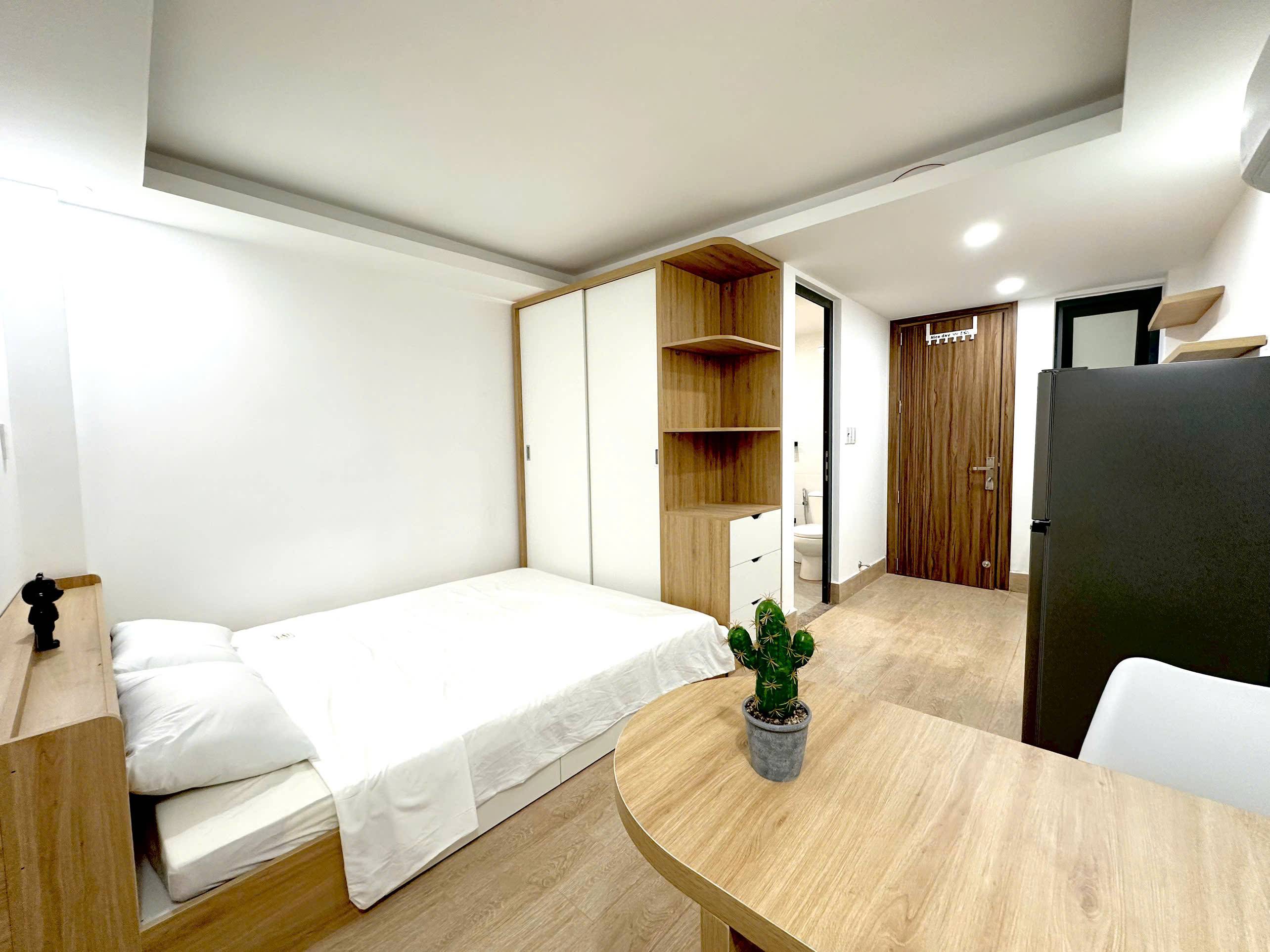 Cho thuê phòng 14 Lam Sơn, Tân Bình