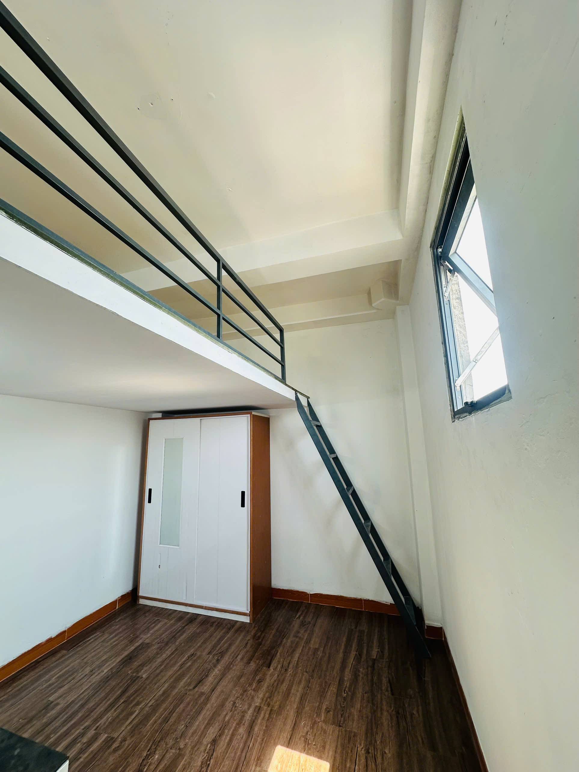 Cho thuê phòng 153 Tô Hiến Thành, Quận 10