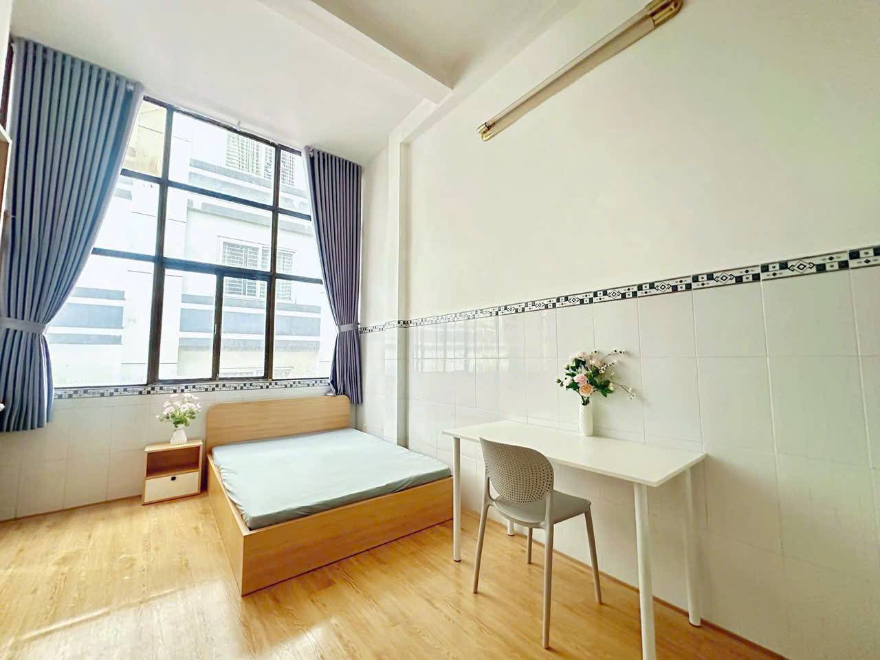 Cho thuê phòng 9 Bùi Hữu Nghĩa, Quận 5