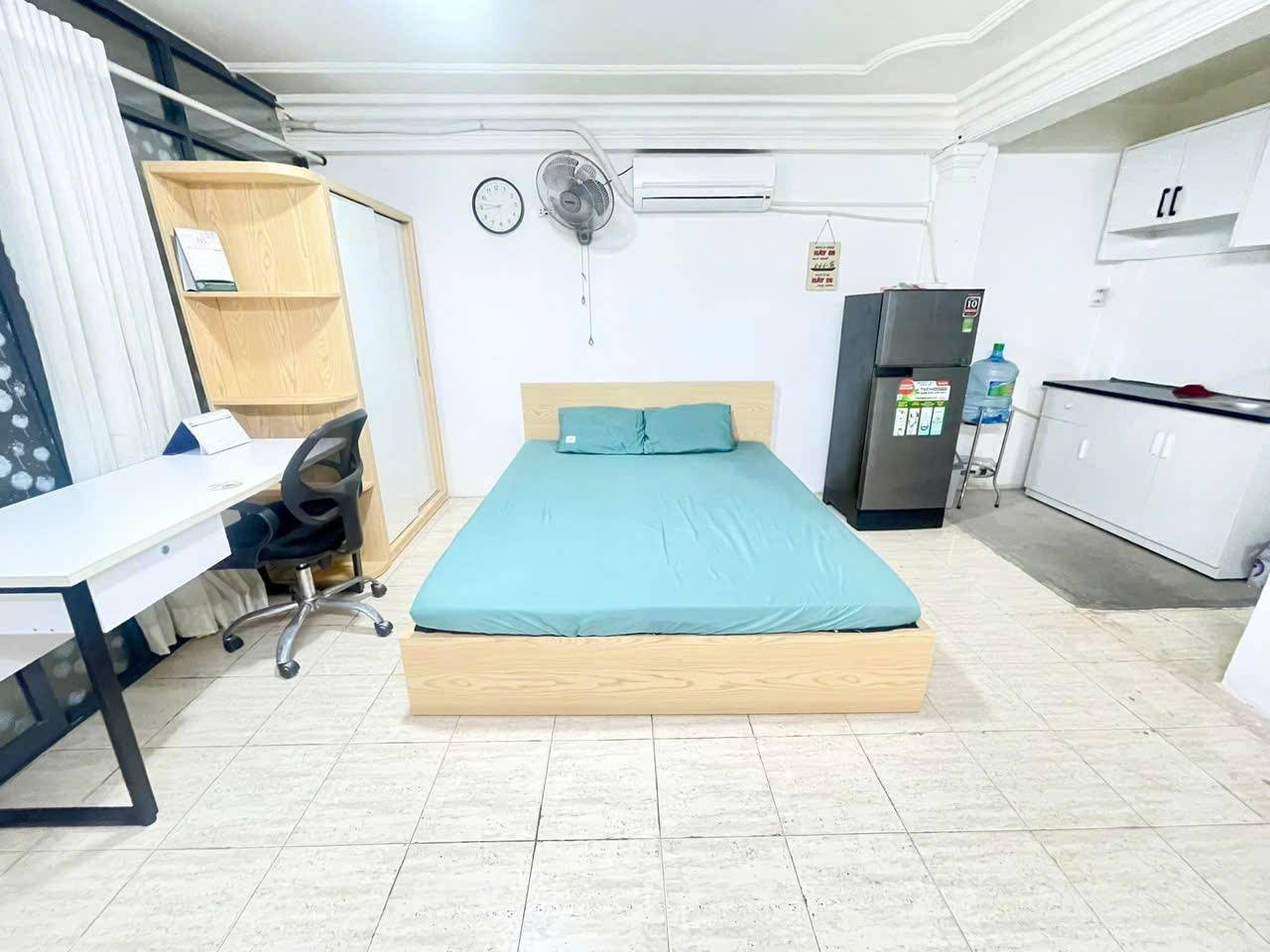  Cho thuê phòng 233 Tô Hiến Thành, Quận 10