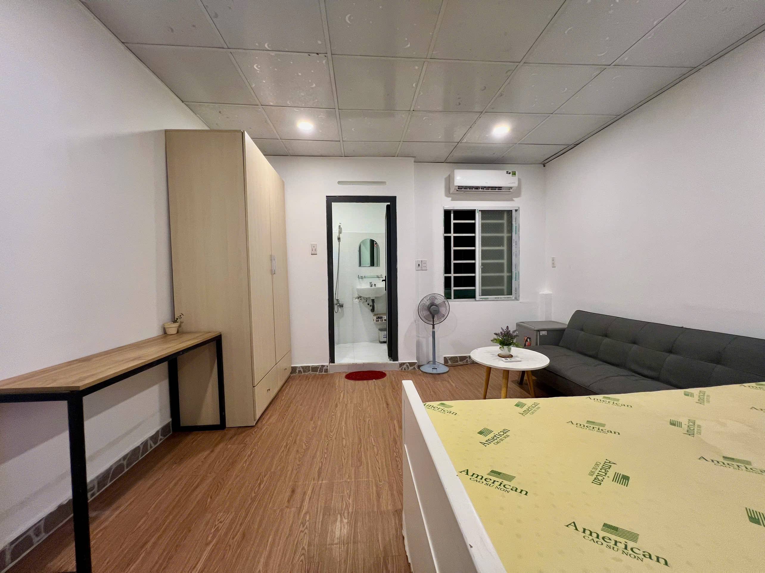 Cho thuê phòng 28 Tăng Bạt Hổ, Bình Thạnh