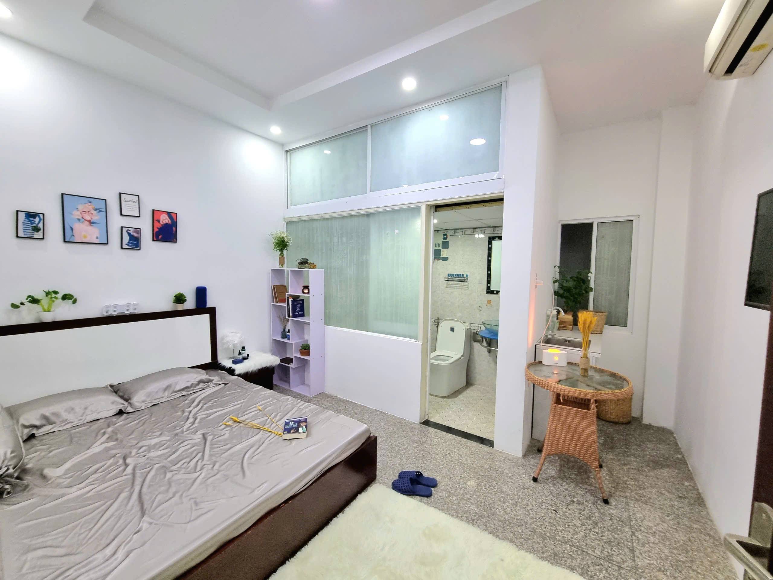 Cho thuê phòng 124 Nguyễn Thị Thập, Quận 7