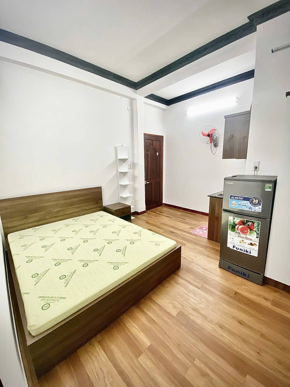 Cho thuê phòng 182 Phạm Văn Chí, Quận 6