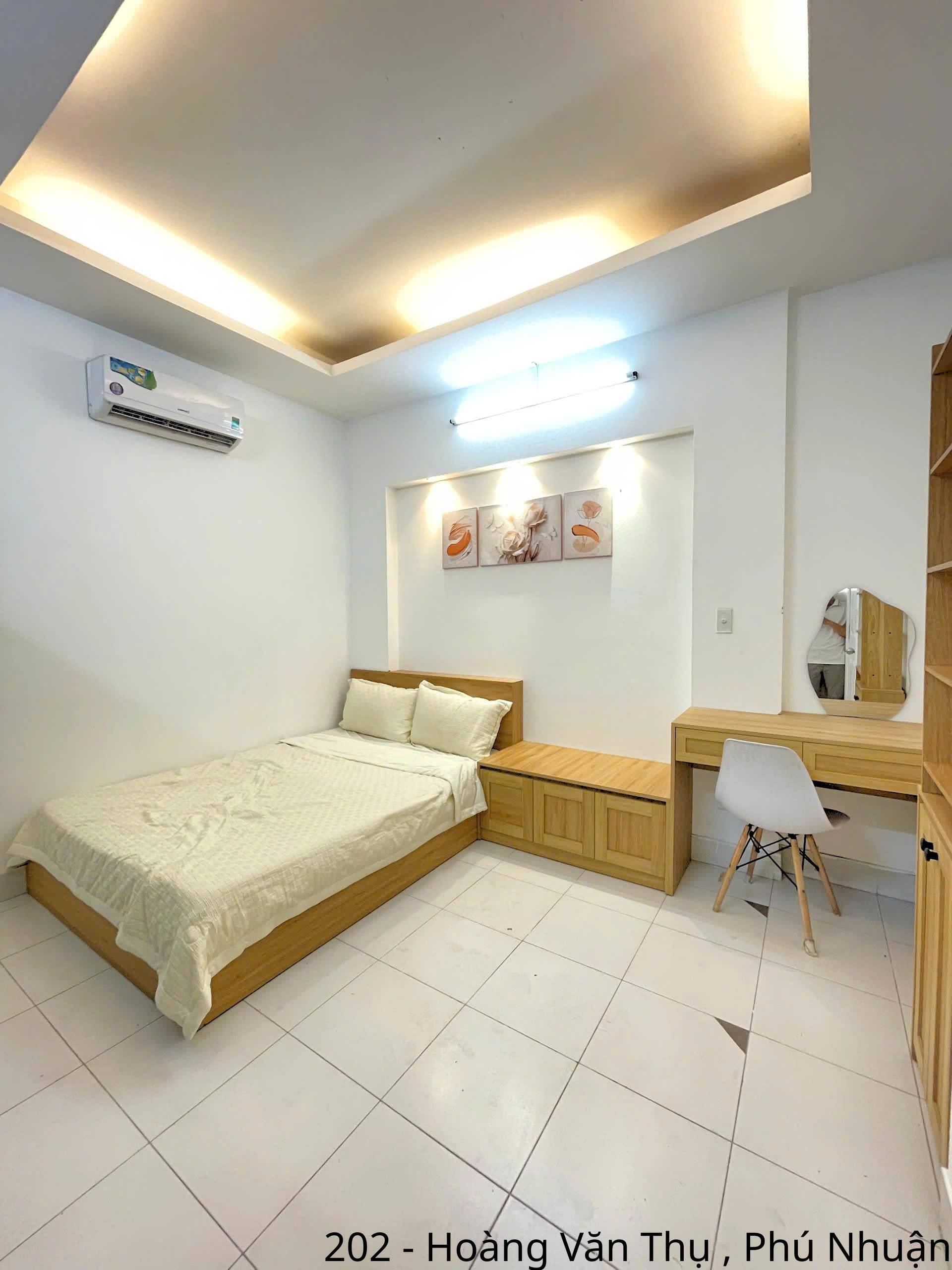 Cho thuê phòng 33 Hoàng Văn Thụ, Phú Nhuận