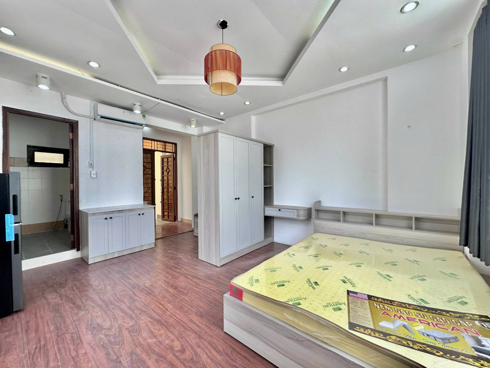 Cho thuê phòng 611 Sư Vạn Hạnh, Quận 10