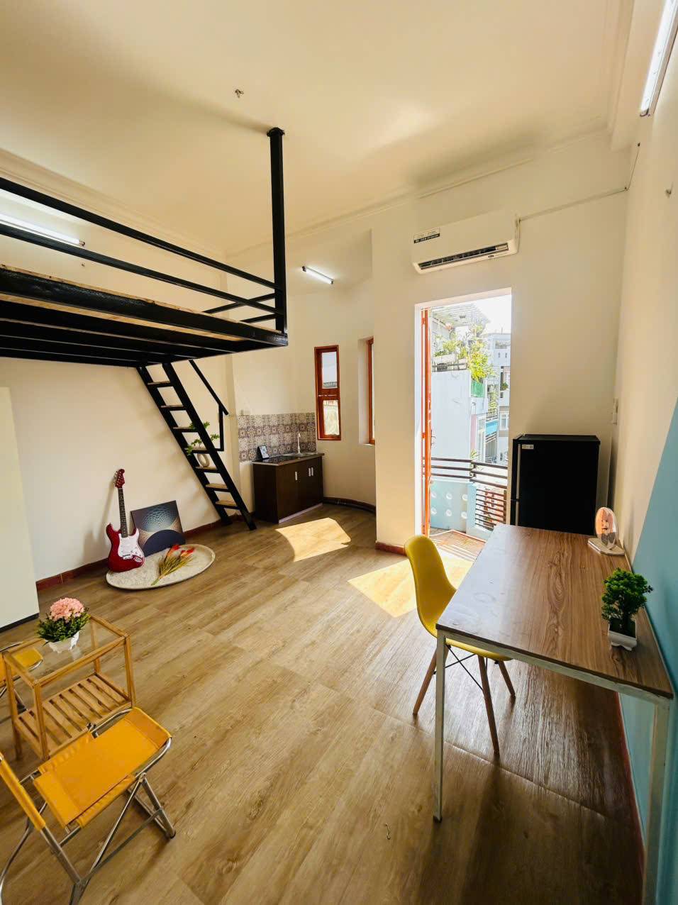 Cho thuê phòng 734 Nguyễn Kiệm, Phú Nhuận 