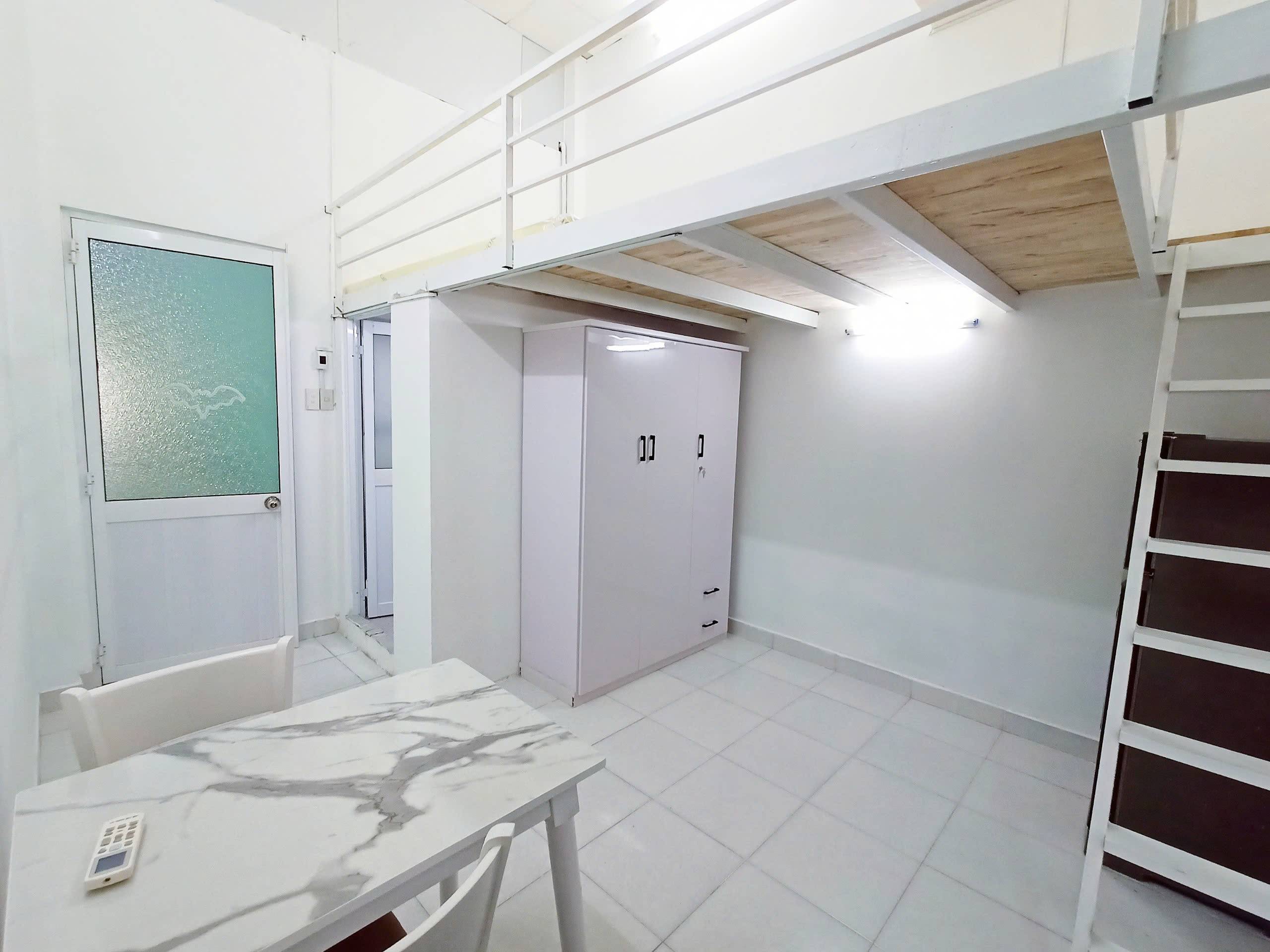 Cho thuê phòng 17B Thành Thái, Quận 10