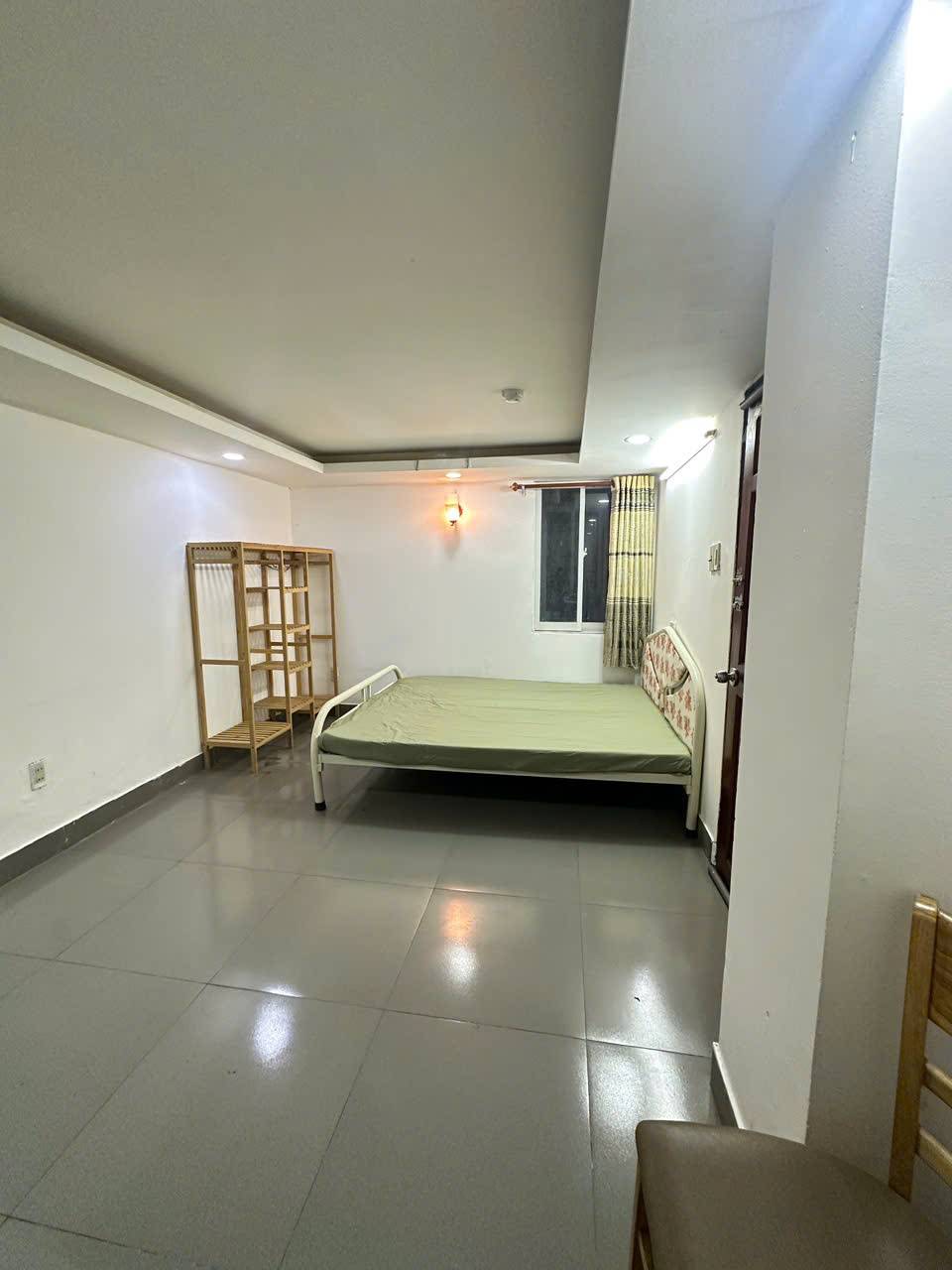 Cho thuê phòng 15 Hậu Giang, Tân Bình, HCM