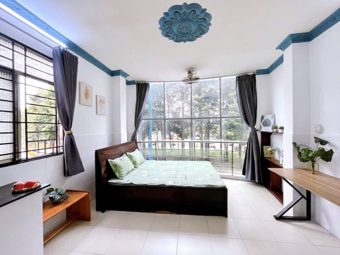 Cho thuê phòng 1042 Võ Văn Kiệt, Quận 5
