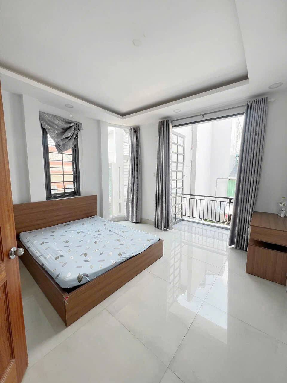 Cho thuê phòng 585 Cách Mạng Tháng 8, Quận 10, HCM