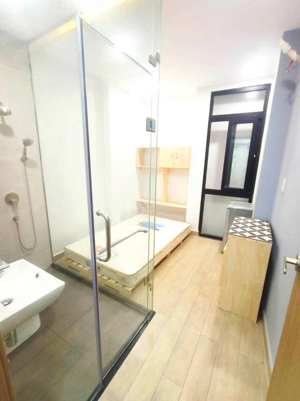 Cho thuê phòng 266 Bùi Viện, Quận 1