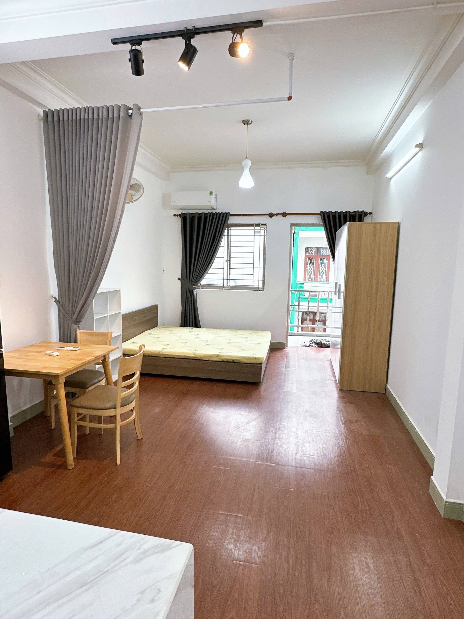 Cho thuê phòng 145 Nguyễn Hữu Cảnh, P22, Bình Thạnh