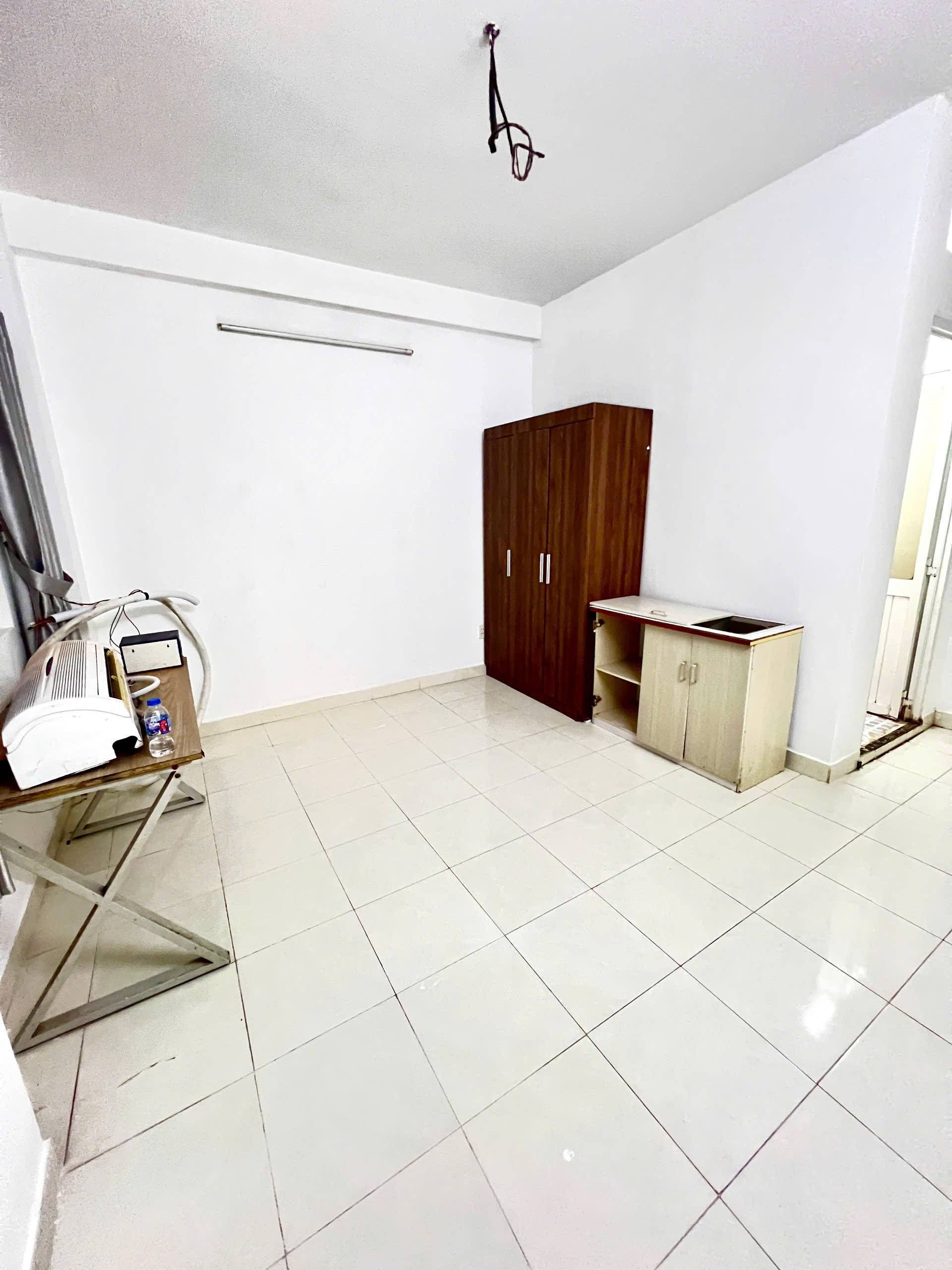 855 Huỳnh Tấn Phát, p.Phú Thuận, Quận 7