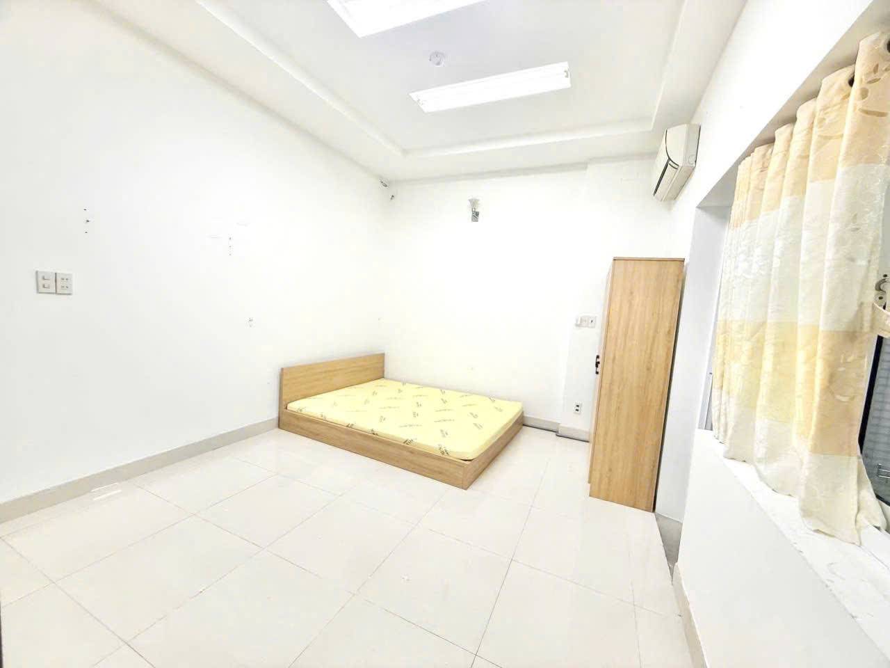 Cho thuê phòng 67 Đường số 8, KDC Trung Sơn, Bình Hưng