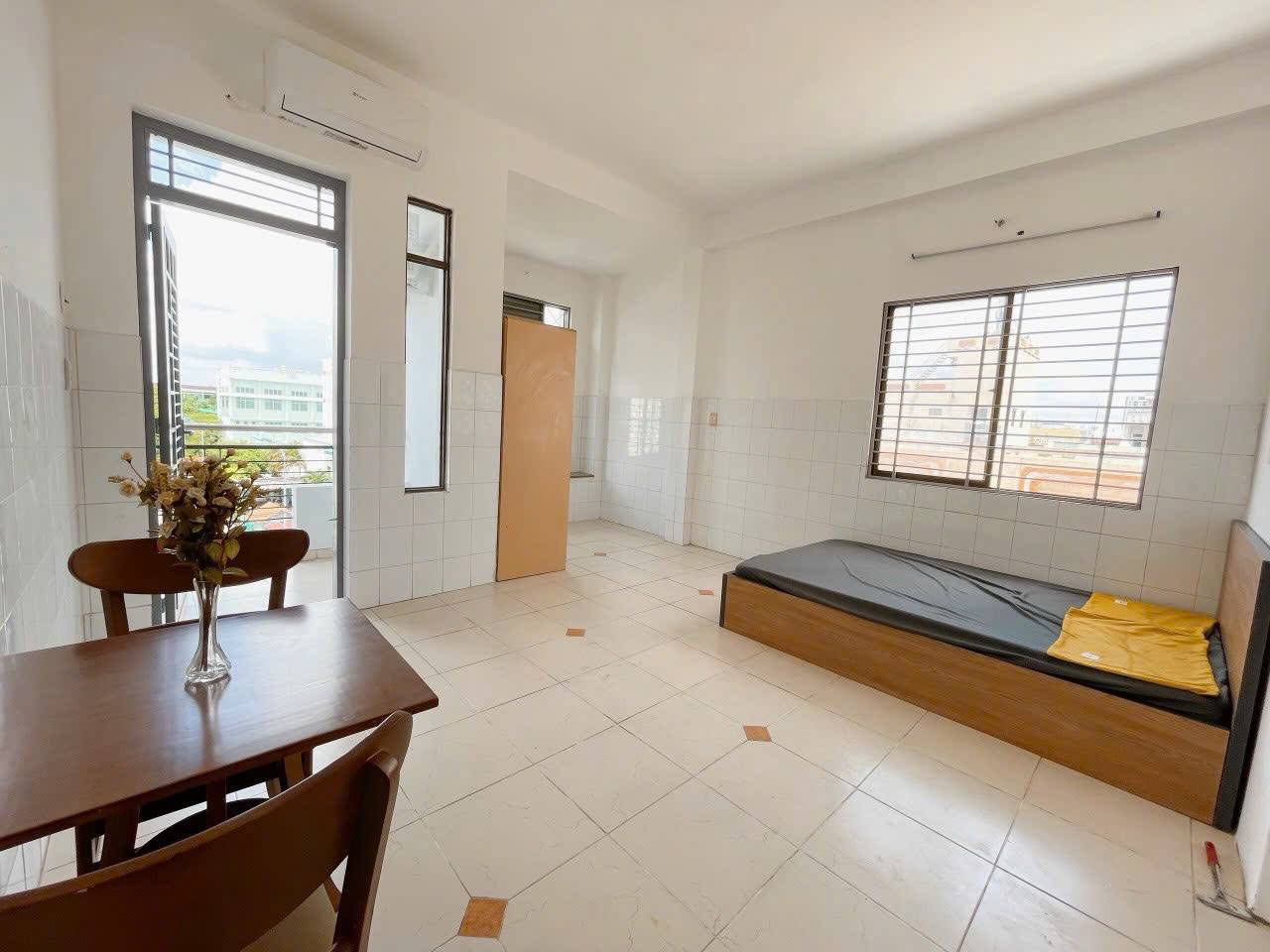 Cho thuê phòng 42 Cao Xuân Dục, Quận 8