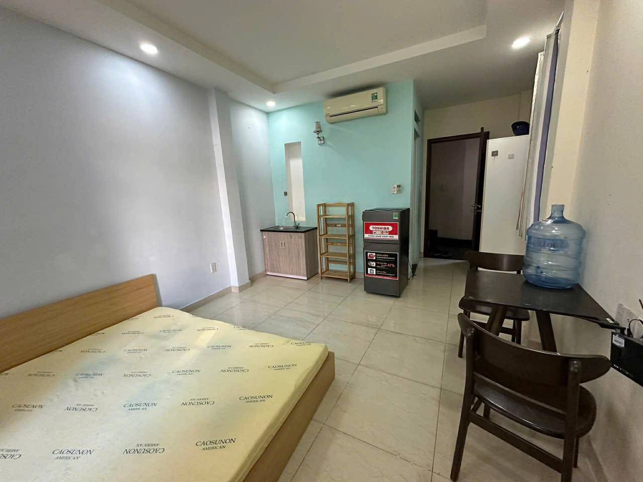 Cho thuê phòng 319 Trần Hưng Đạo, Quận 1, HCM