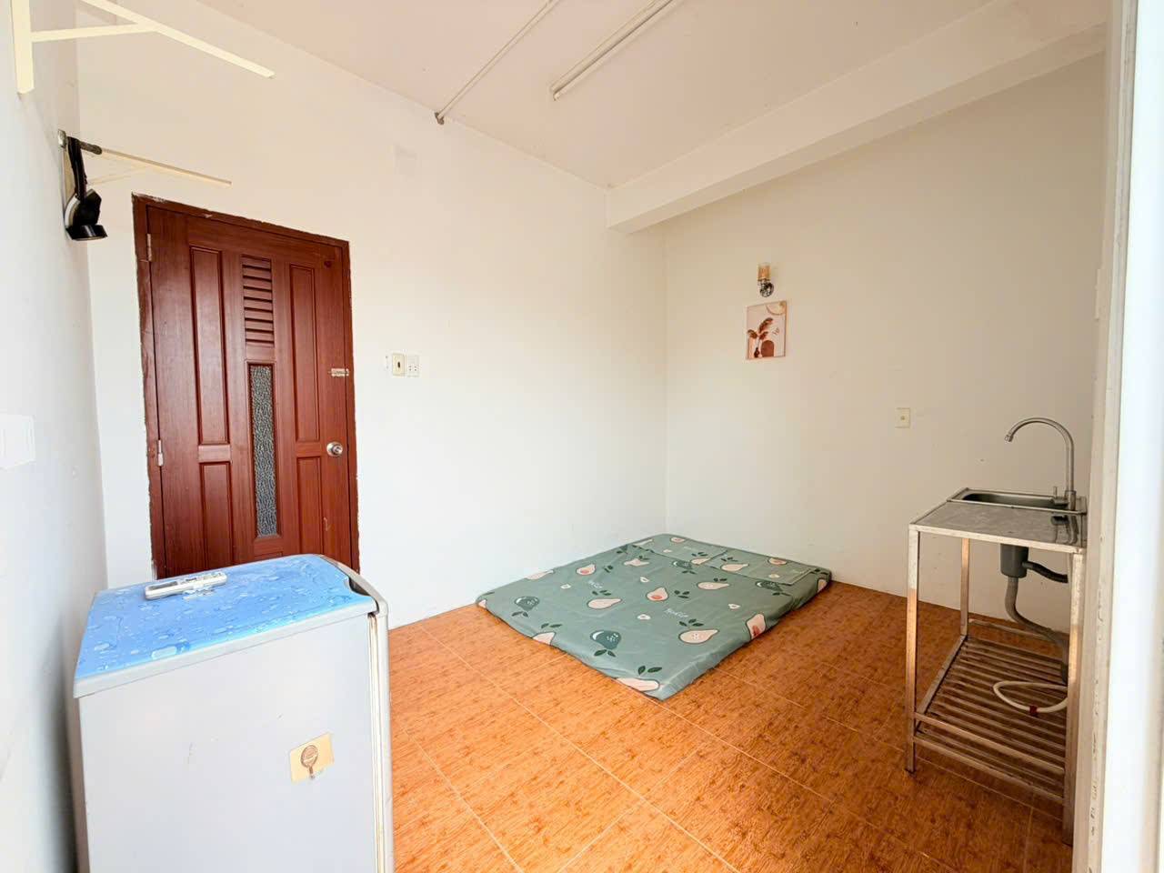  Cho thuê phòng 37 Nguyễn Ngọc Lộc, Quận 10