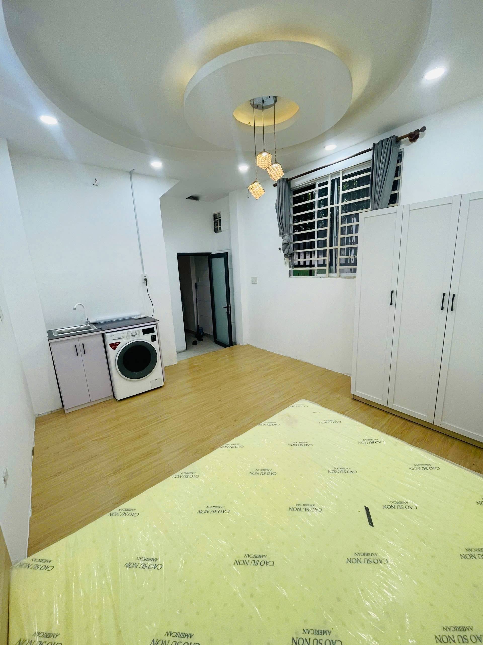 Cho thuê phòng 76 Thích Quảng Đức, Phú Nhuận, HCM