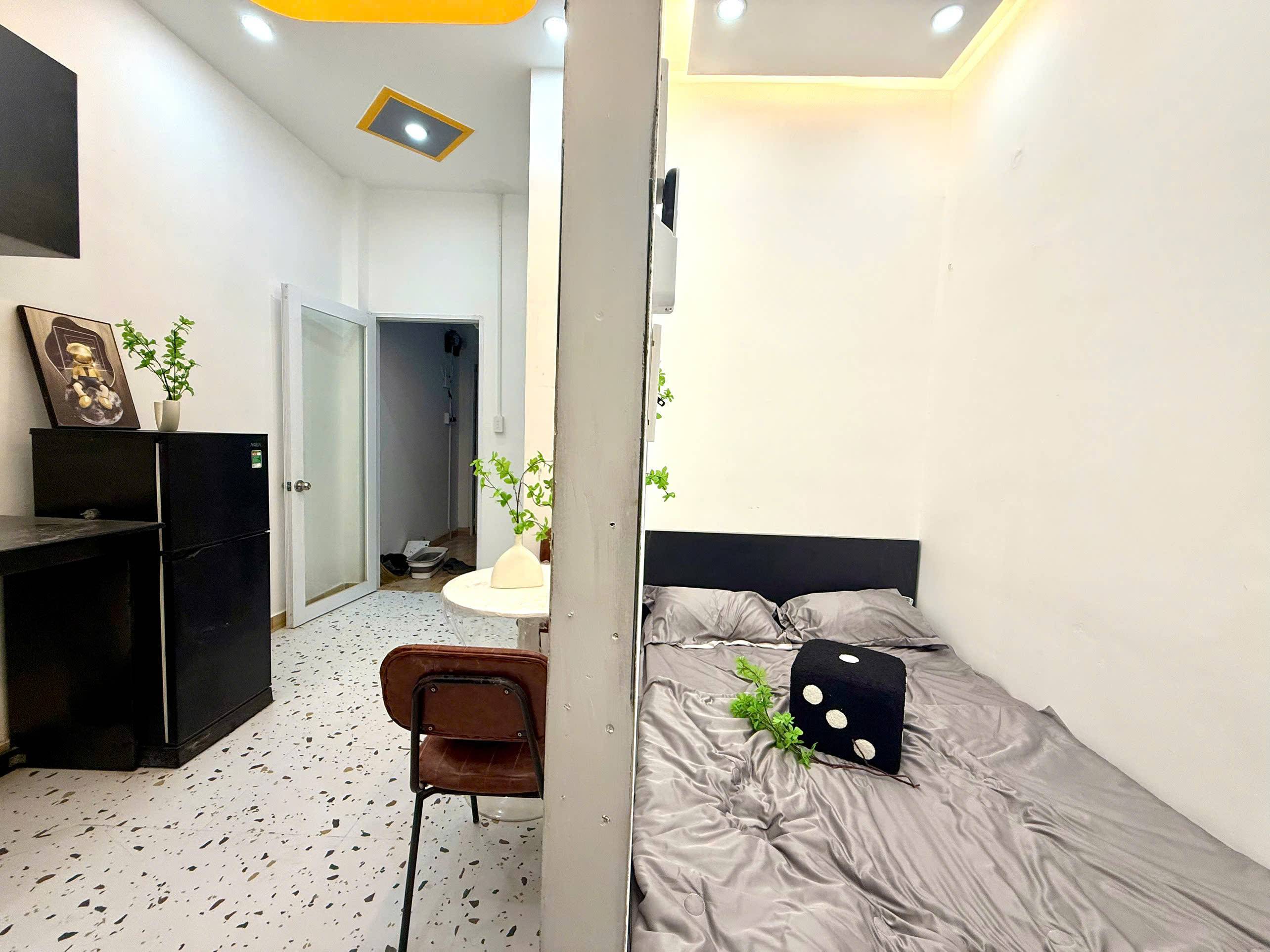 Cho thuê phòng 756 Lạc Long Quân, Tân Bình, HCM
