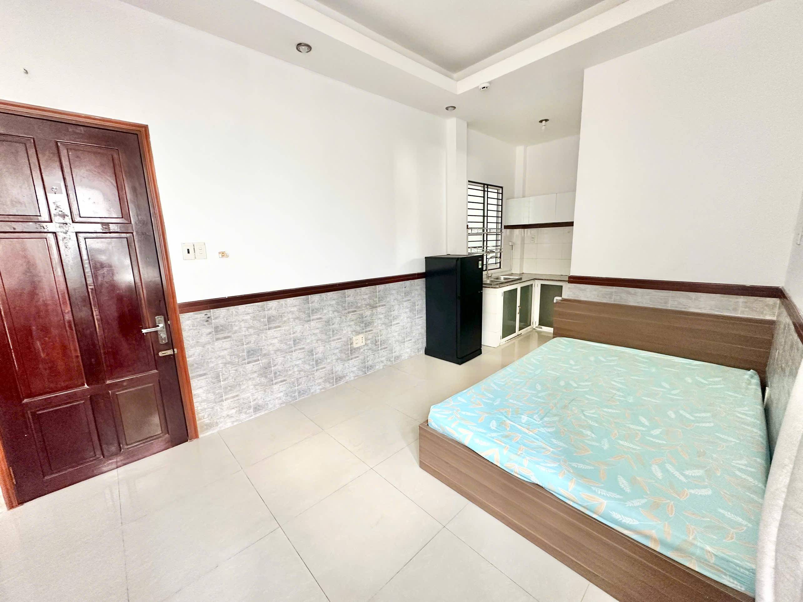 Cho thuê phòng 426B Ba Tháng Hai, Quận 10