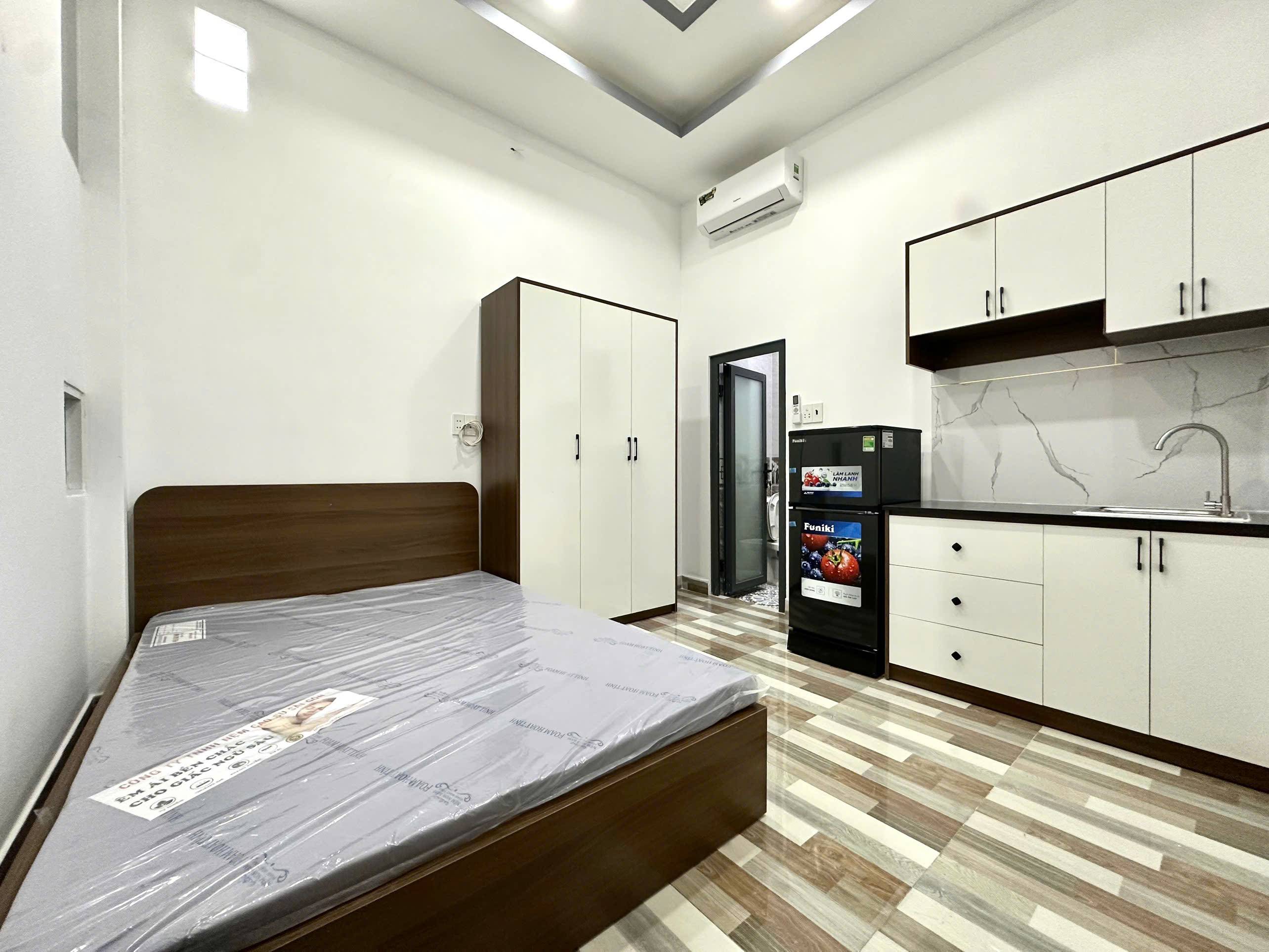 Cho thuê phòng 460 Phan Xích Long, Phú Nhuận