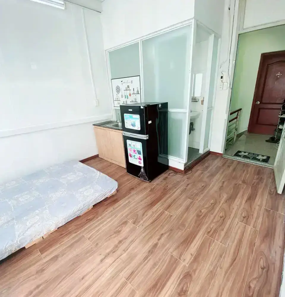 Cho thuê phòng 447/2, Huỳnh Văn Bánh, Phường 13, Quận Phú Nhuận, Hồ Chí Minh - zbt N4732 P26222