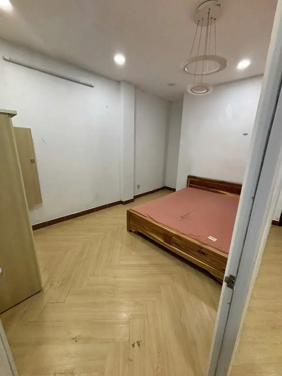 Cho thuê phòng 77/3, Lê Lai ZTT1, Phường 12, Quận Tân Bình, Hồ Chí Minh