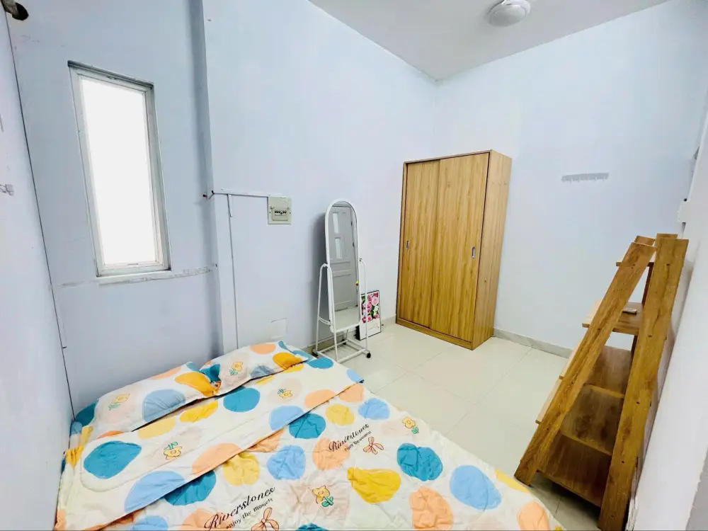 Cho thuê phòng 214/B4B, Nguyễn Trãi ZTT1, Phường Nguyễn Cư Trinh, Quận 1, Hồ Chí Minh